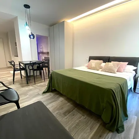Goito Apartment *
